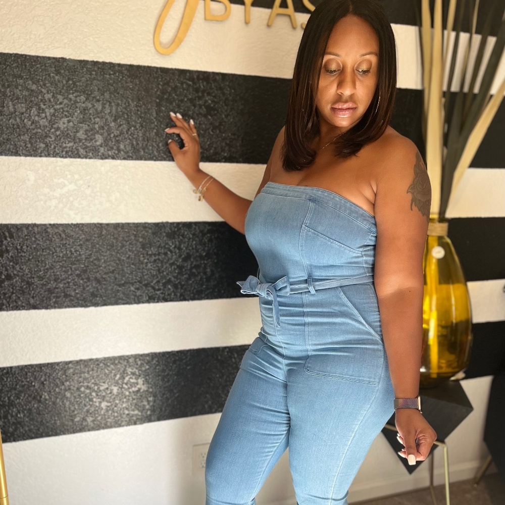 The perfect Jean Jumpsuit!